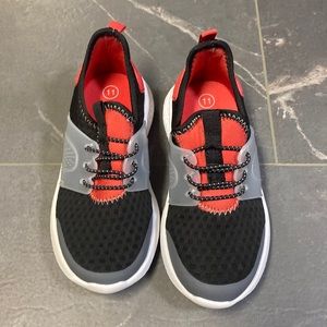 Cat & Jack toddler Boys Sneakers size 11